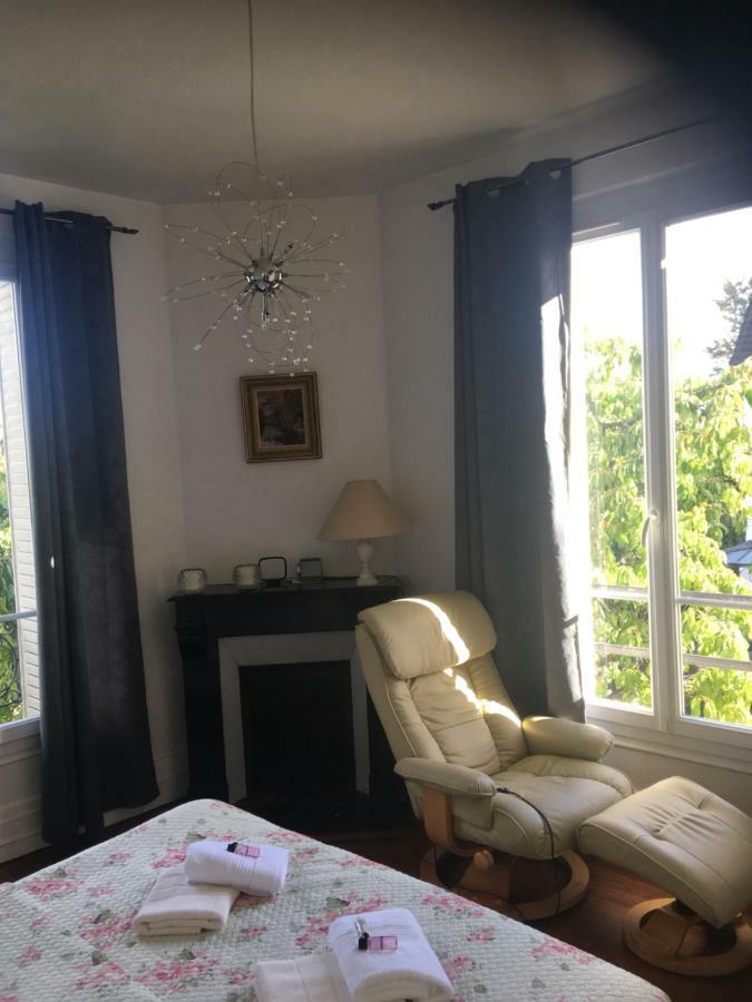 Maison En Pierre De Taille Le Raincy Dış mekan fotoğraf